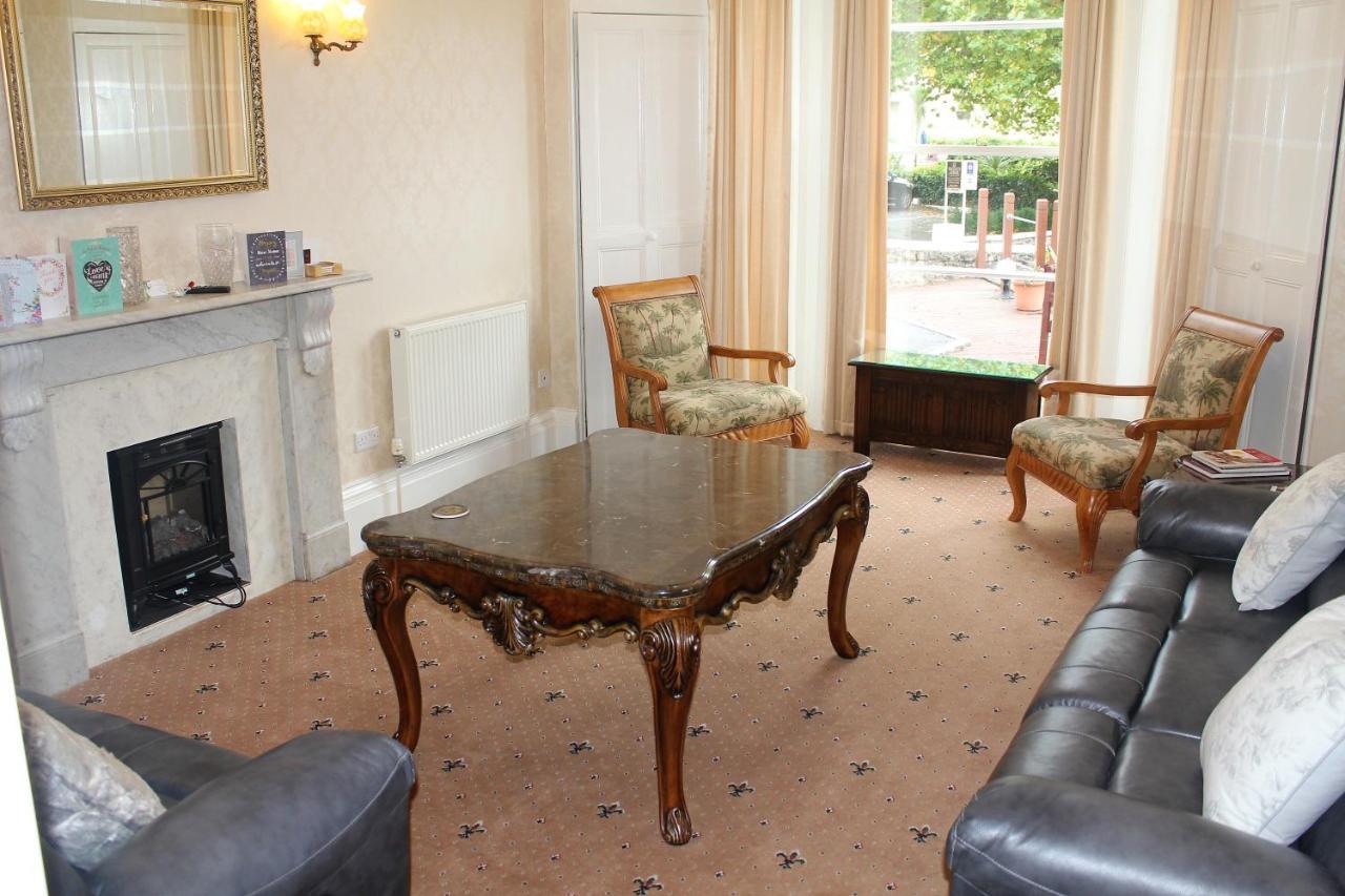 Tor Dean Guest House Torquay Exterior photo